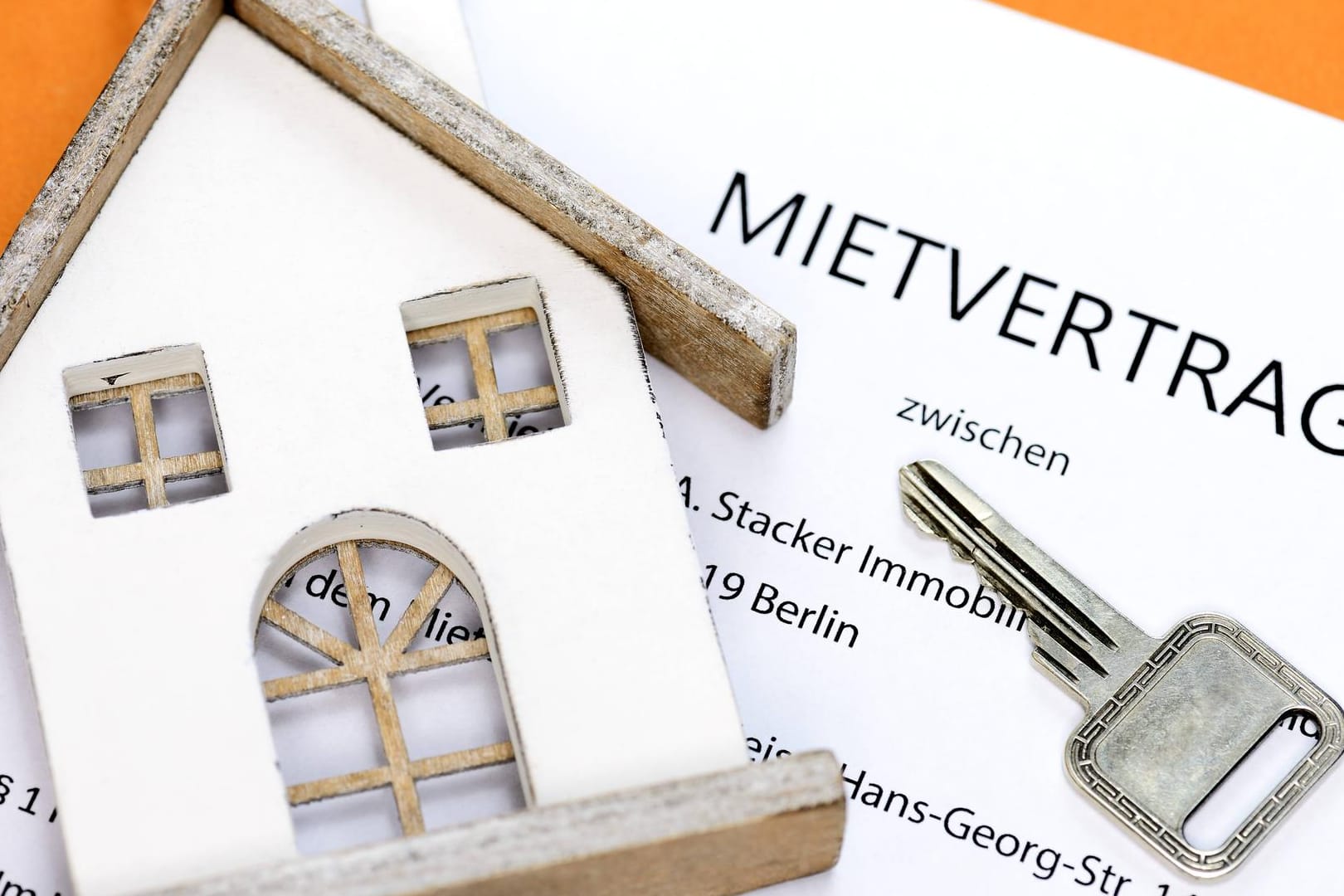 Mietvertrag