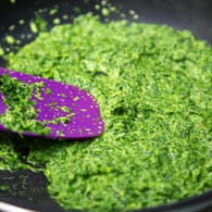 Spinat: Ist das aufgewärmte Gemüse wirklich schädlich?