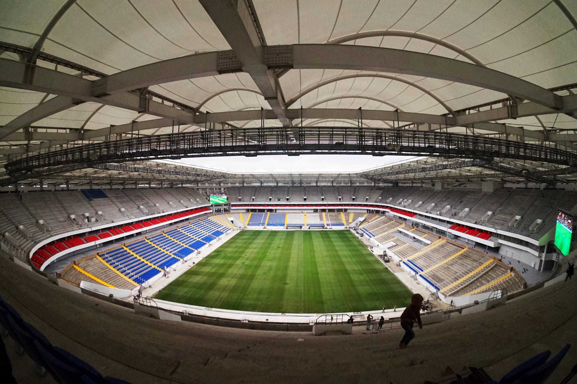 Rostow-Arena: Auch diese Arena kann bis zu 45.000 Zuschauer beherbergen und wird Austragungsort für vier Gruppenspiele und das WM-Achtelfinale.