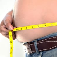 Übergewicht ist ein Risikofaktor für viele Krankheiten, unter anderem auch für Demenz.