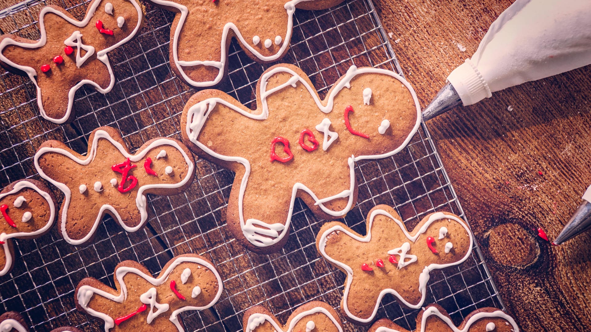 Lebkuchen: Die würzigen Weihnachtsklassiker lassen sich auch einfach selbst backen.