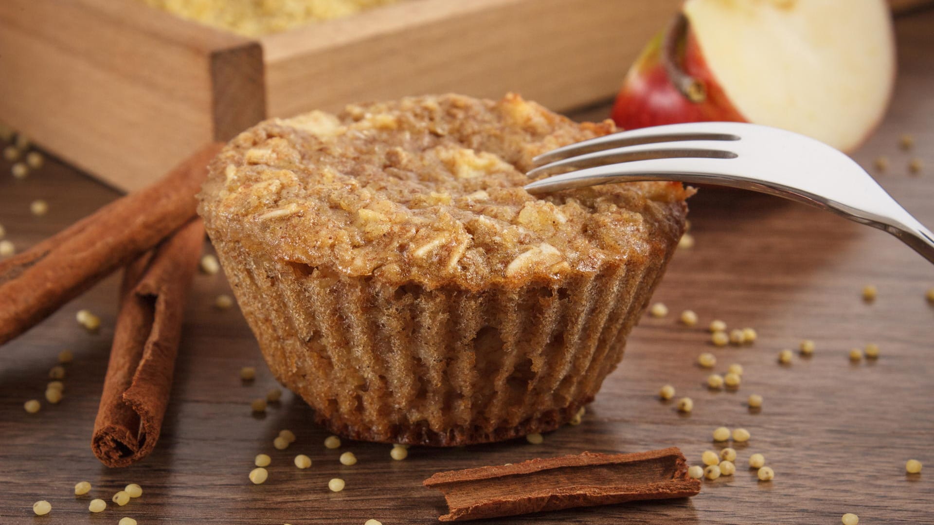 Leckere Apfel-Zimt-Muffins sind schnell gebacken.