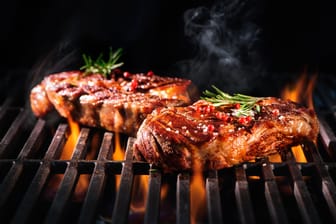 Grillsteak: Wenn Sie beim Grillen einige Regeln beachten, wird Ihr Steak perfekt.