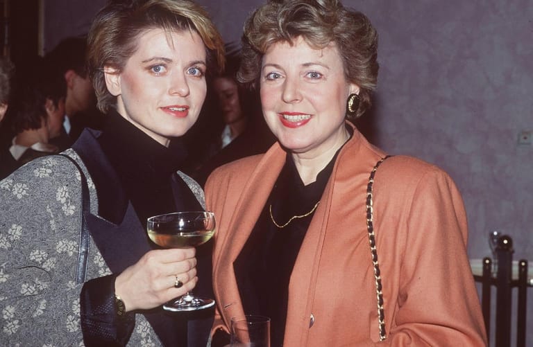 Andrea Spatzek und Marie-Luise Marjan: Als Gabi Zenker und Helga Beimer sind sie die wichtigsten Frauen der Serie und seit der ersten Folge dabei.