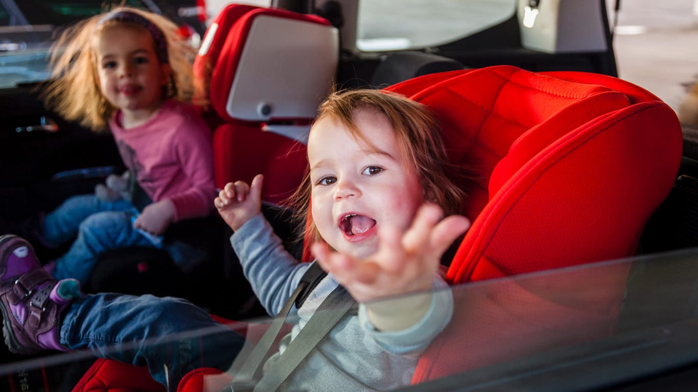 Kindersitze: Nur korrekt im Auto angebracht, können sie den Nachwuchs schützen.