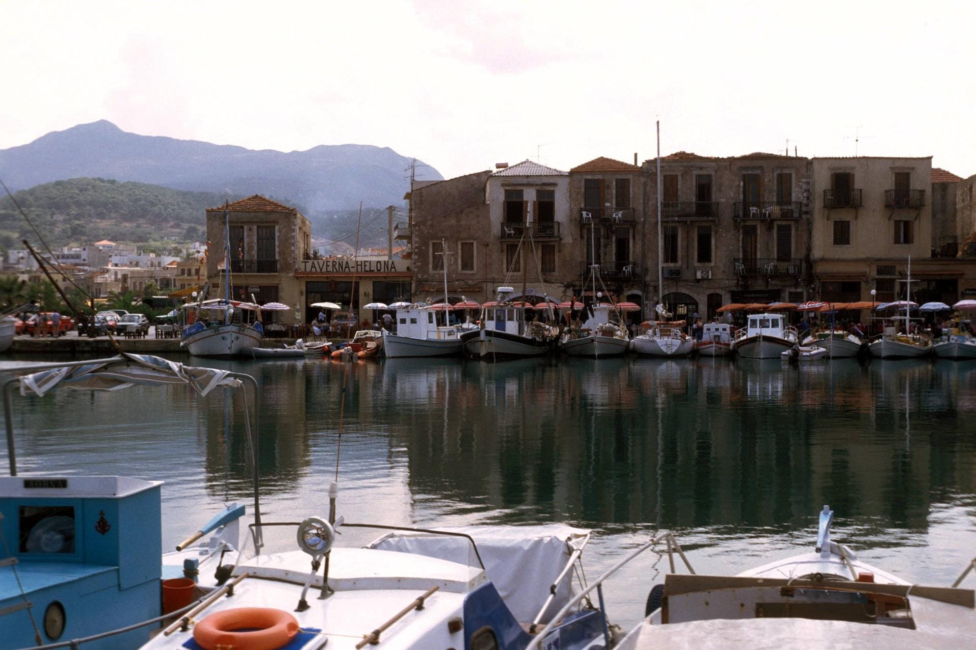 Fischerhafen von Rhethymnon: Die Hafenstadt liegt zwischen der Hauptstadt Heraklion und Chania.