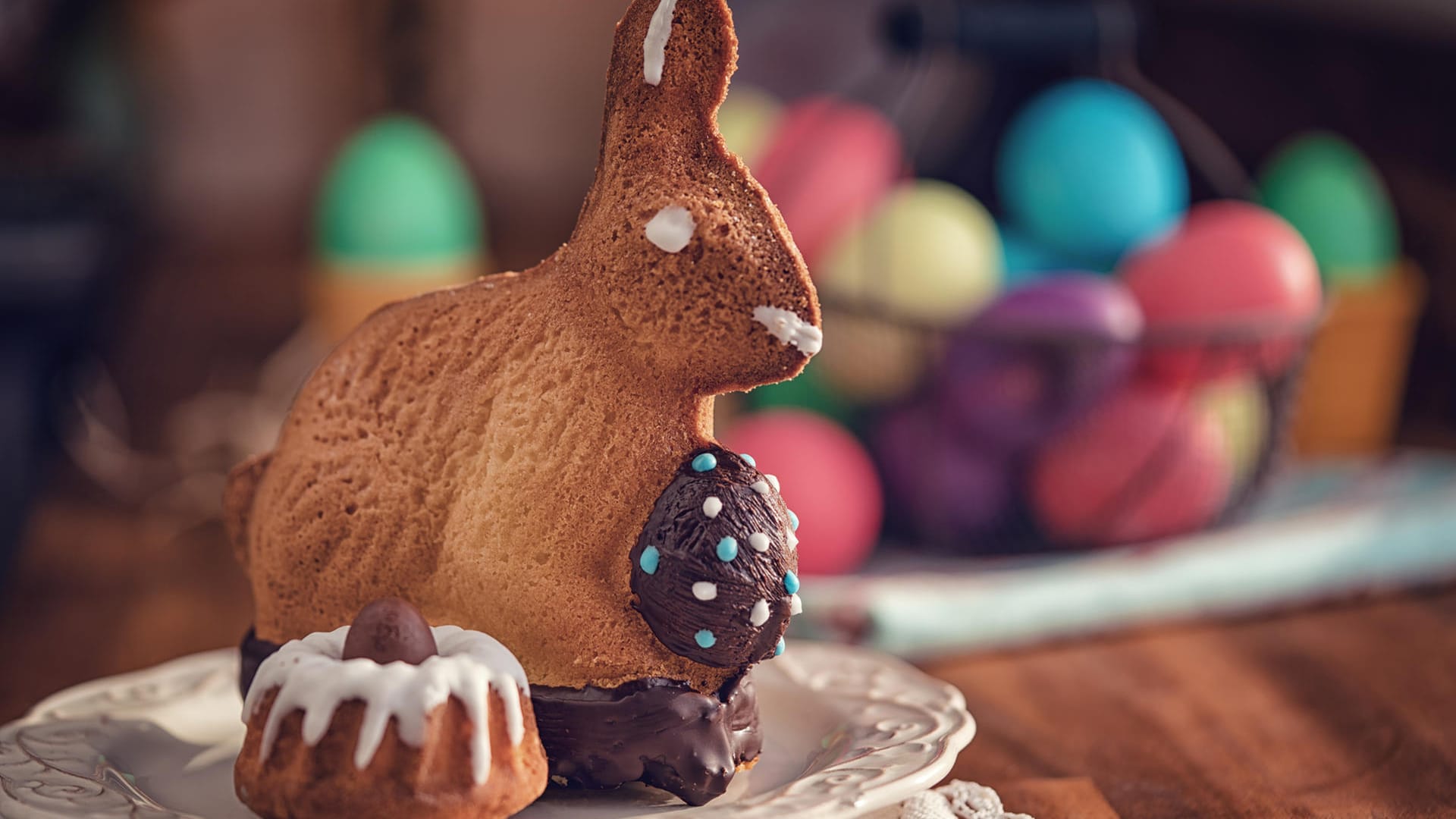 Gebackener Osterhase: Für die Spezialität benötigen Sie nur wenige Zutaten.