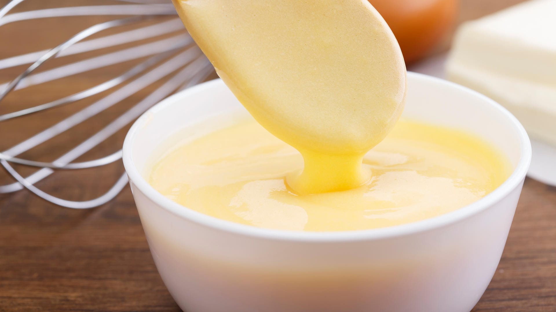 Sauce Hollandaise: Sie kann auch ohne Ei zubereitet werden.