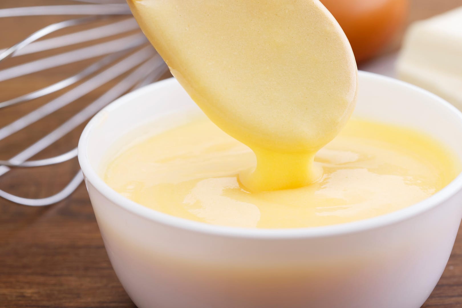 Sauce Hollandaise: Sie kann auch ohne Ei zubereitet werden.