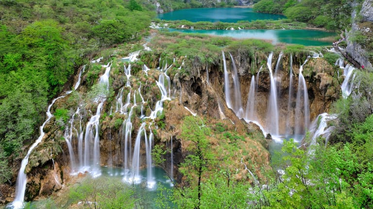 Plitvicer Seen: Die türkisen Wasserfälle gehören zu den spektakulärsten Naturschauspielen der Welt.