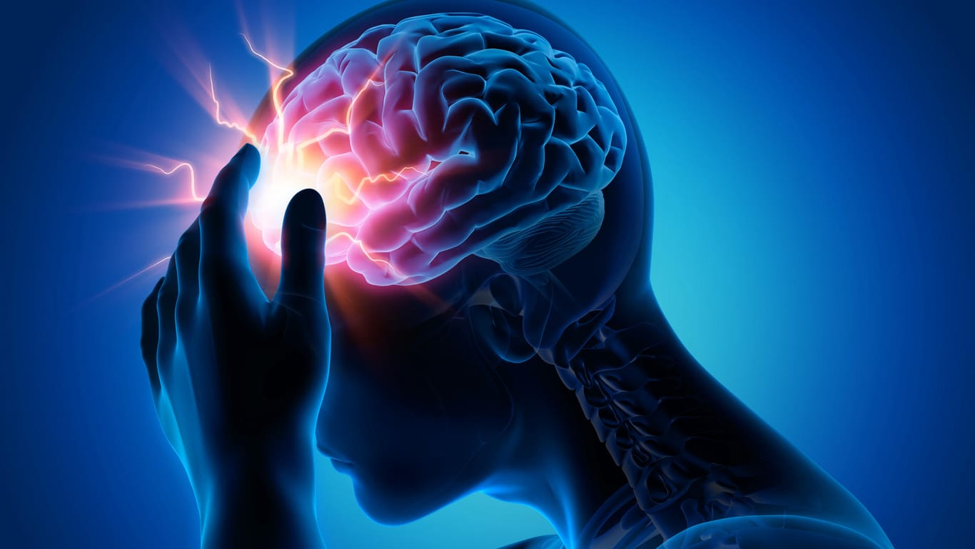 Wenn einseitige Kopfschmerzen heftig und zum ersten Mal auftreten, sollte ein Arzt aufgesucht werden.