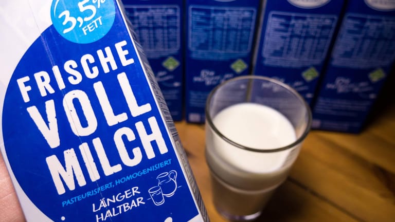 ESL-Milch: Bestimmte Milchsorten halten sich länger als andere.