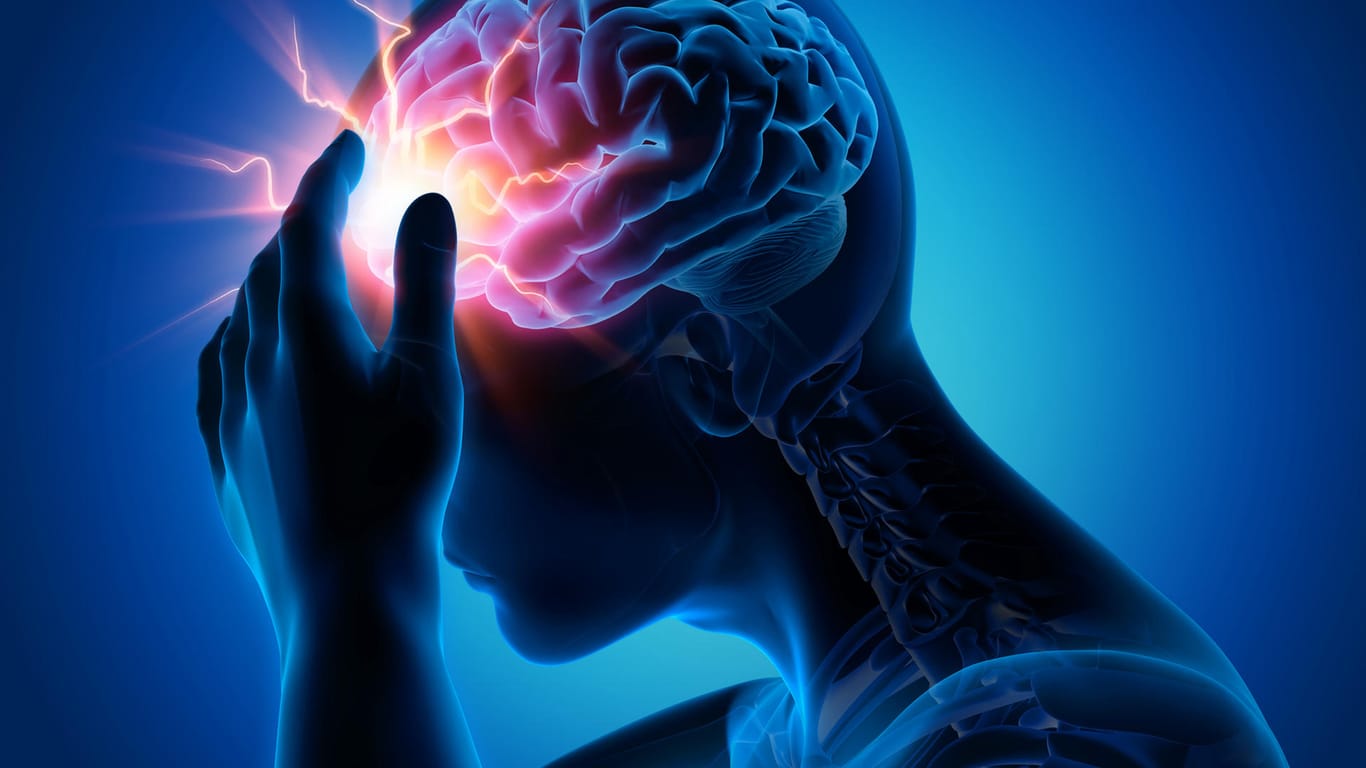 Gehirnerschütterung: Typische Symptome sind Kopfschmerzen, Übelkeit und Schwindel.