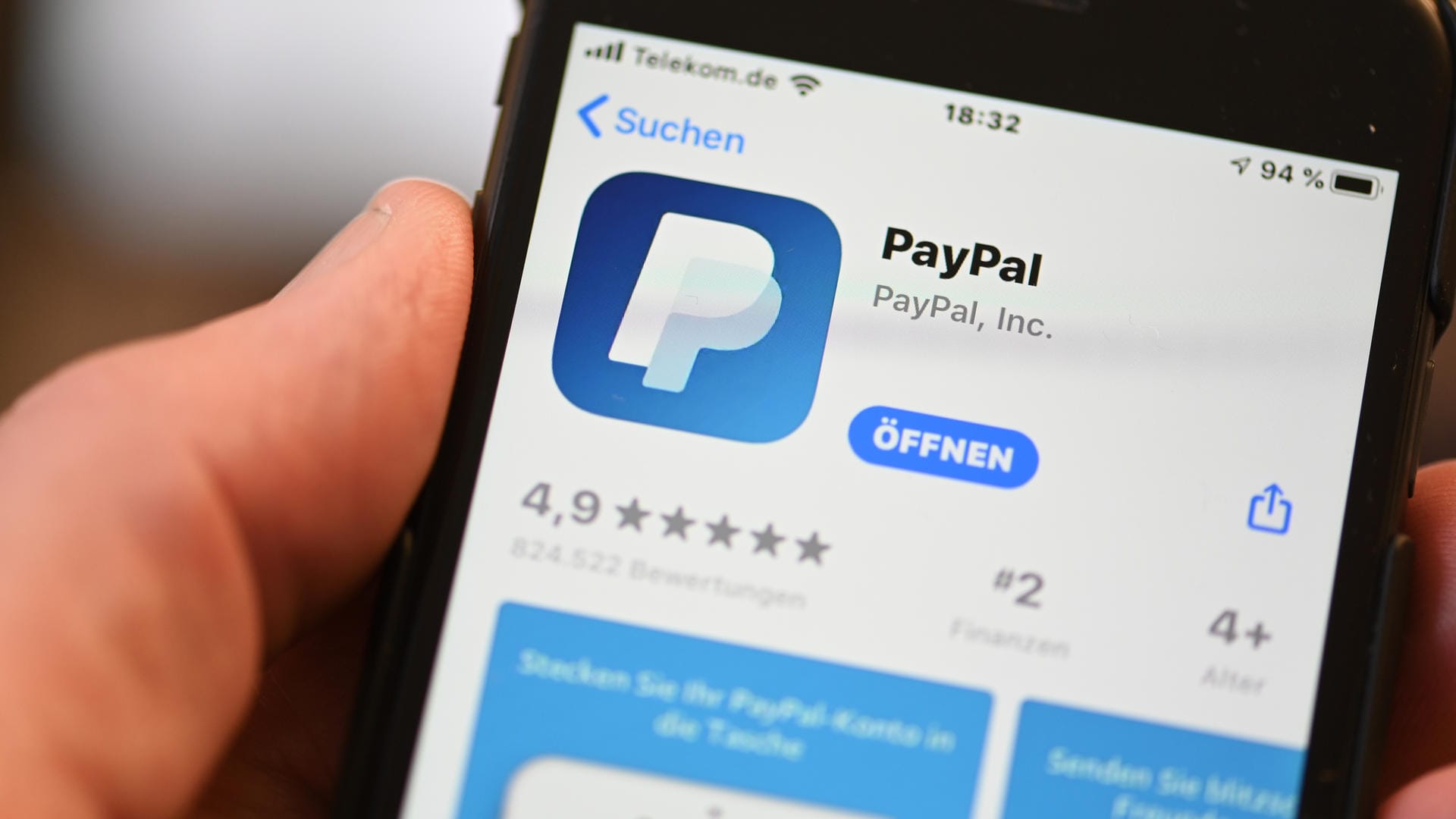 Paypal-App auf dem Smartphone: Mit dem Online-Bezahldienst können Sie auch Freunden Geld schicken.