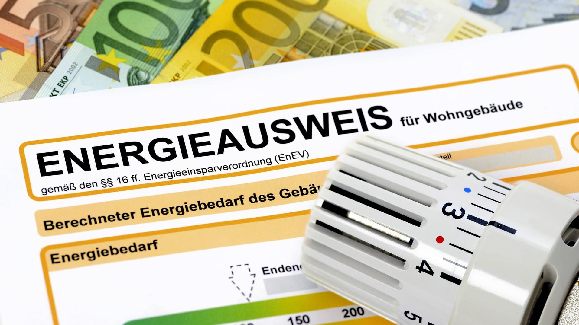 Energieausweis: Er zeigt auch an, wie viel Heizkosten verschwendet werden.