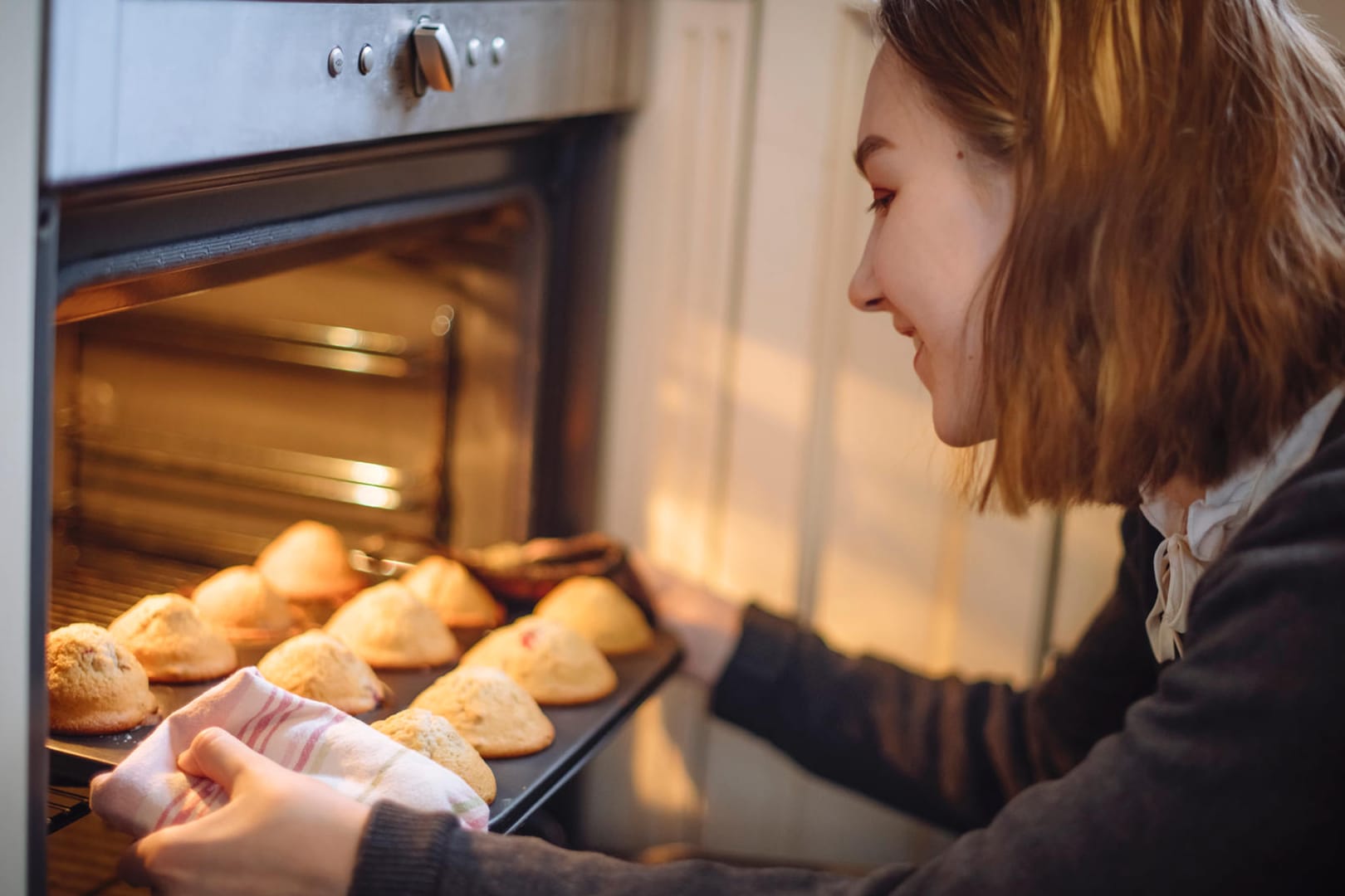 Backen: Wird das Gebäck anfangs auf ein warmes Blech gestellt, kann es misslingen.