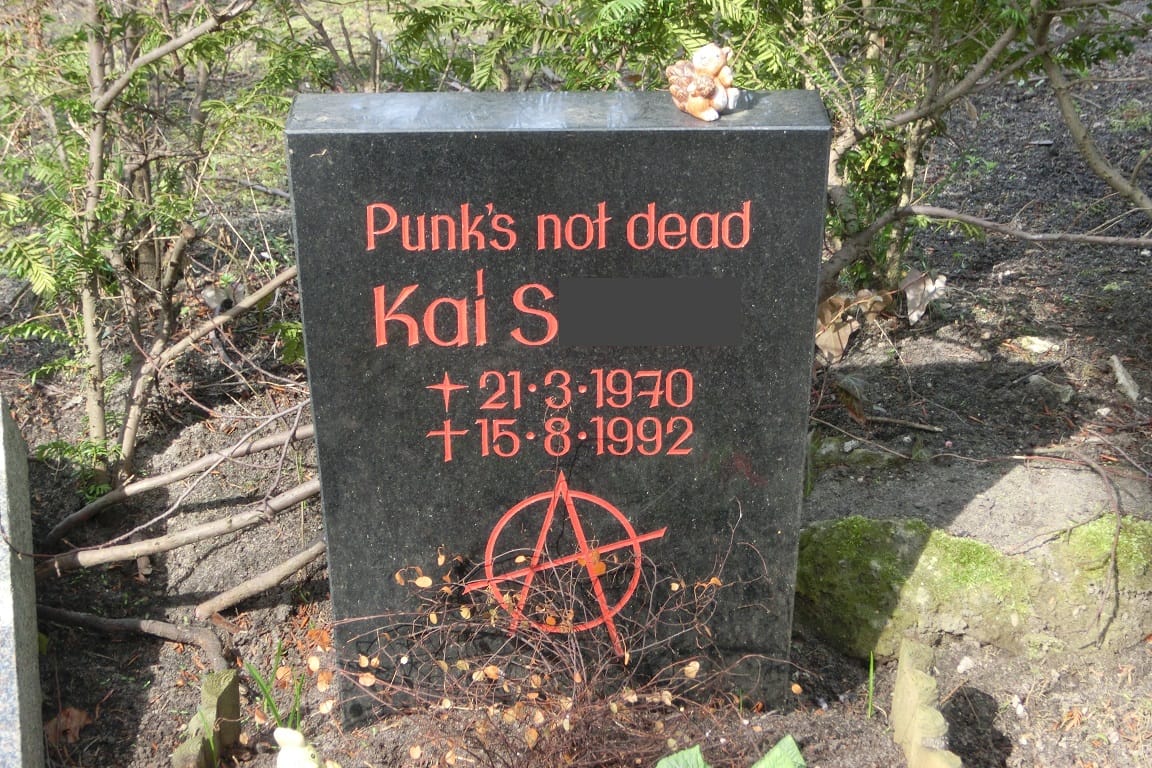 "Punk's not dead": So heißt auch das Debütalbum der britischen Band The Exploited von 1981.