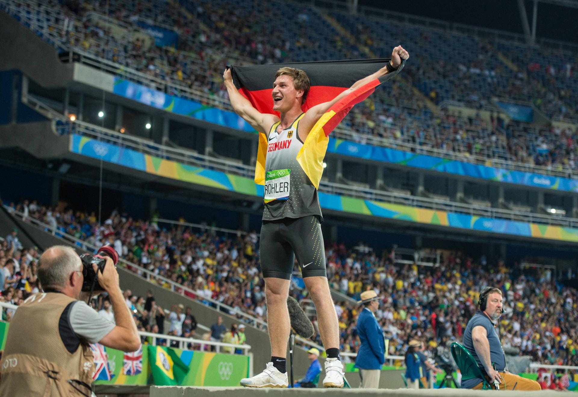Thomas Röhler sicherte sich bei den Olympischen Spielen in Rio de Janeiro 2016 die Goldmedaille im Speerwerfen. Auch 2021 wird er in Tokio wieder an den Start gehen und versuchen, seine Medaille zu verteidigen.