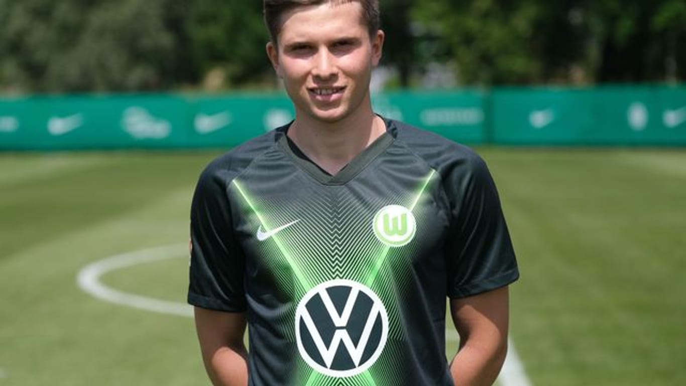 Wolfsburgs Elvis Rexhbecaj wechselt für ein Jahr auf Leihbasis zum VfL Bochum.