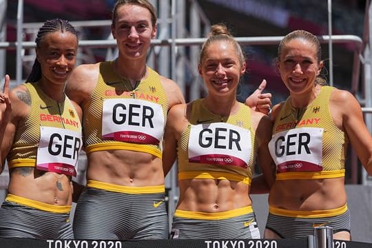 Die Sprinterinnen Tatjana Pinto, Alexandra Burghardt, Gina Lückenkemper und Rebekka Haase haben das Finale über 4 x 100 Meter erreicht.