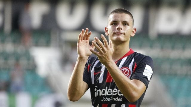 Wechselt in die USA zu Los Angeles Galaxy: Dejan Joveljic. Wechselt in die USA zu Los Angeles Galaxy: Dejan Joveljic.