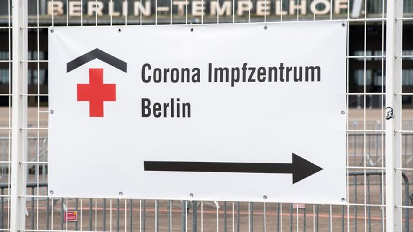 Wieviele Antikörper braucht man, um gut geschützt zu sein? Es gibt bisher keinen definierten Schwellenwert, der aussagen könnte, ob jemand immun oder vor einem schweren Verlauf geschützt ist.