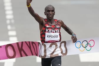 Der Kenianer Eliud Kipchoge gewann souverän den olympischen Marathon.