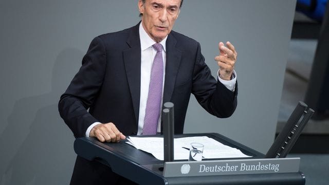 Fordert eine Gleichbehandlung beim Einlass in die Fußball-Stadien: Eberhard Gienger.