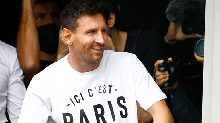 Fix: Lionel Messi spielt für Paris Saint-Germain.