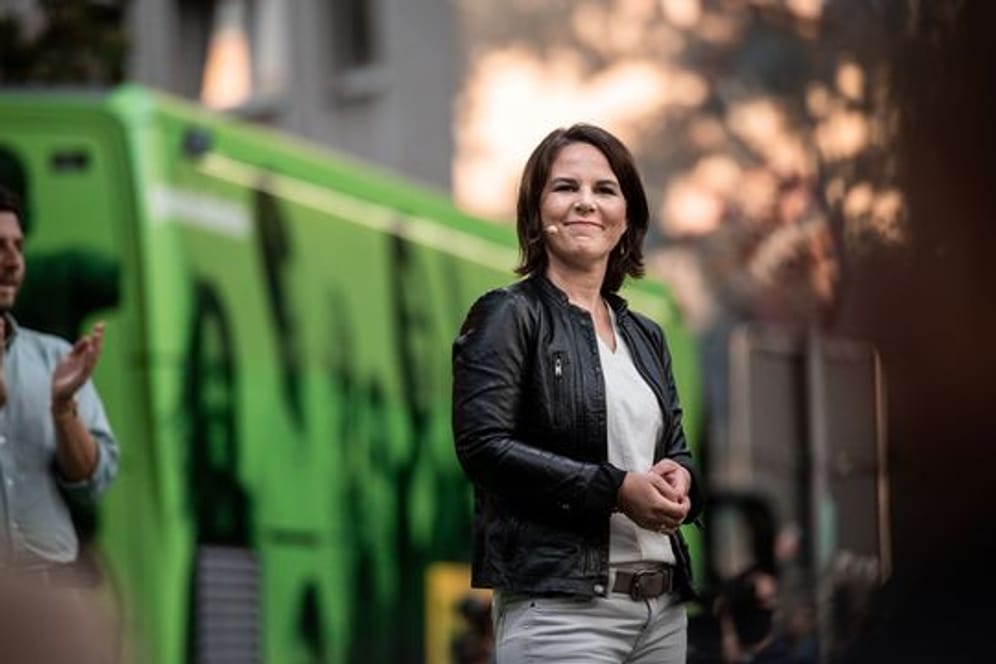 Annalena Baerbock, Kanzlerkandidatin und Co-Bundesvorsitzende von Bündnis 90/Die Grünen, bei einem Wahlkampftermin in Duisburg.