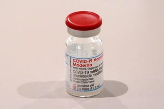 Menschen mit geschwächtem Immunsystem sollen in den USA schon bald eine Auffrischungsimpfung gegen das Coronavirus bekommen können.