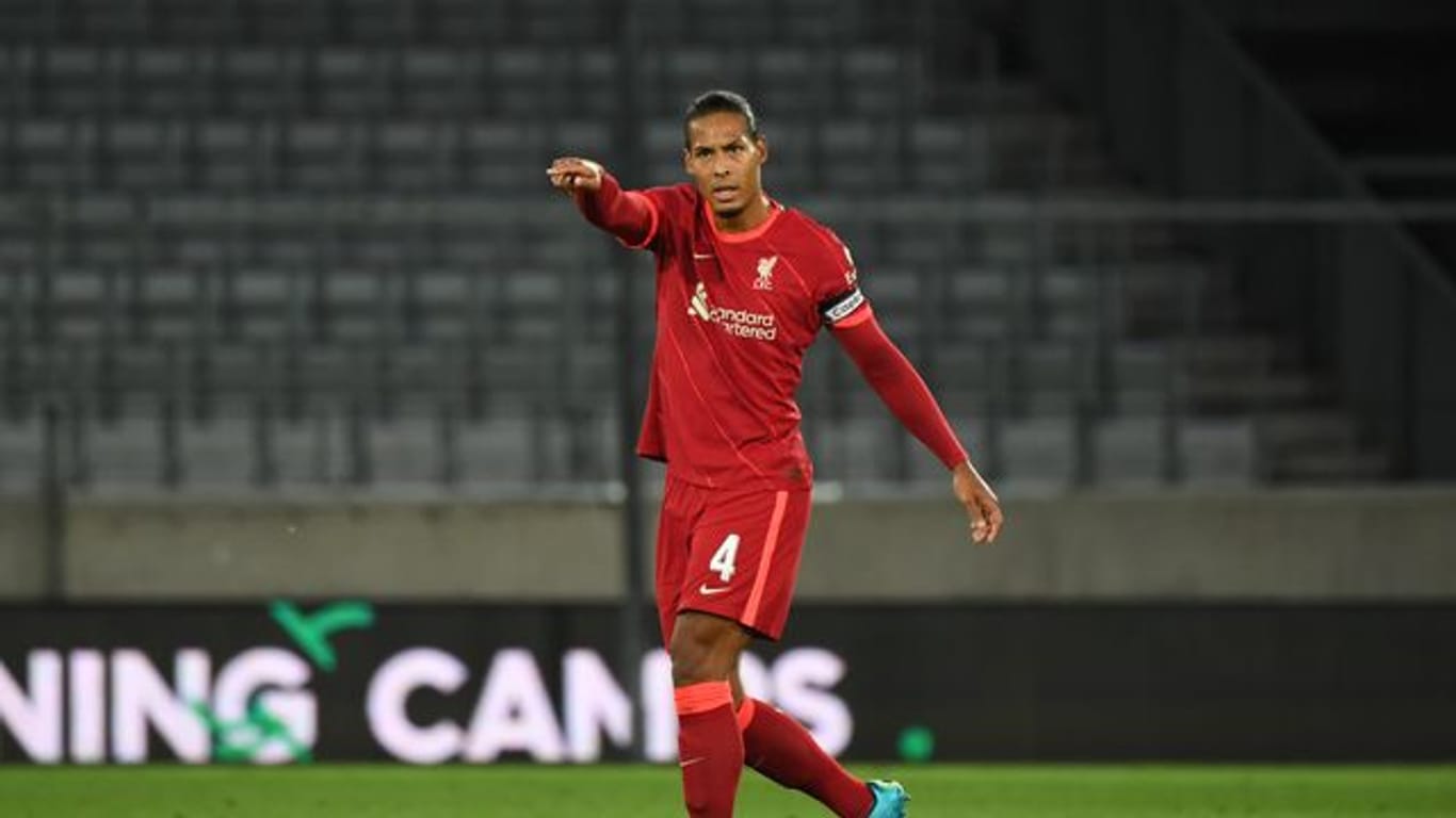 Virgil van Dijk bleibt dem FC Liverpool treu.