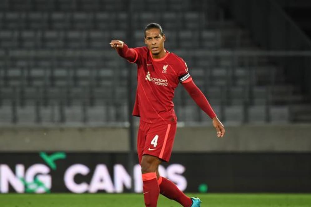 Virgil van Dijk bleibt dem FC Liverpool treu.