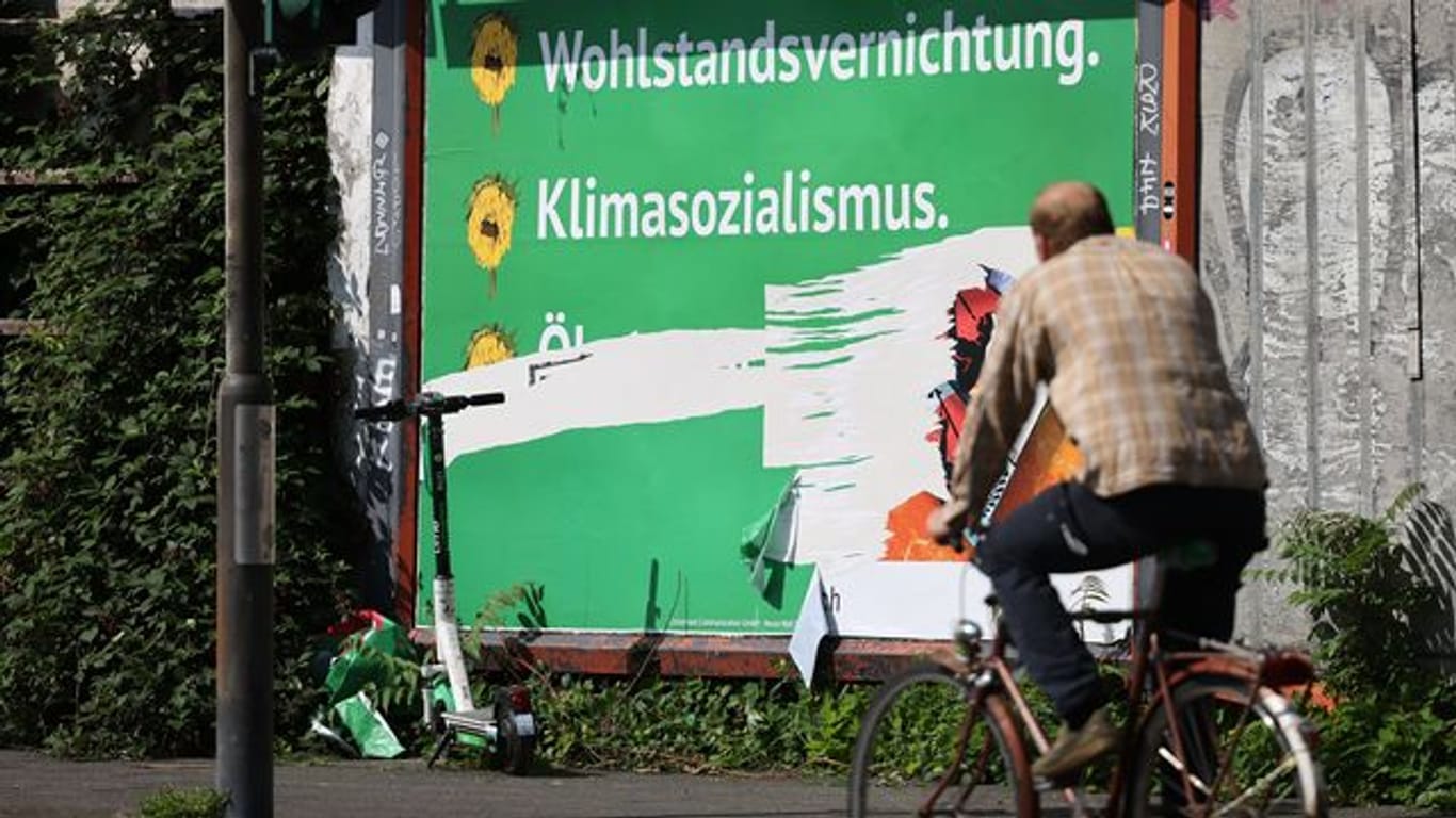Die Grünen wehren sich vor der Bundestagswahl im September gegen eine massive Schmähkampagne.