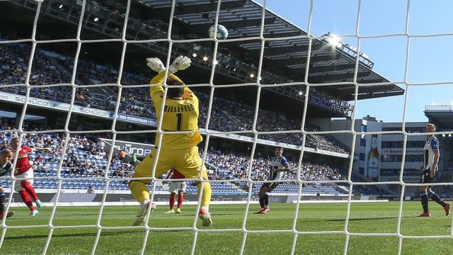 Bielefelds Torwart Stefan Ortega spielte sehr stark.