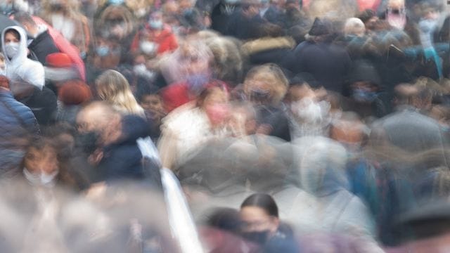 Beim Konfliktthema Zuwanderung sinkt einer Studie zufolge der Anteil der Menschen, die Integration für den richtigen Weg halten.