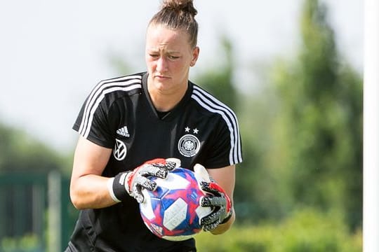 Almuth Schult ist "enttäuscht vom deutschen Fußball".