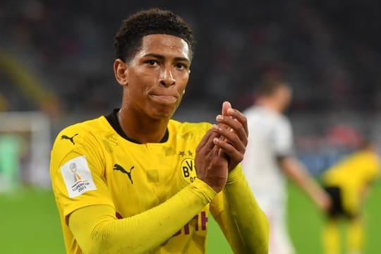 Verschenkte sein Trikot nach dem Supercup: BVB-Profi Jude Bellingham.