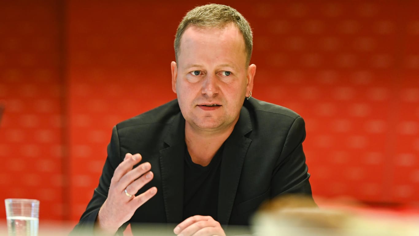 Klaus Lederer (Die Linke): Der Spitzenkandidat möchte die Enteignung großer Immobilienkonzerne vorantreiben.