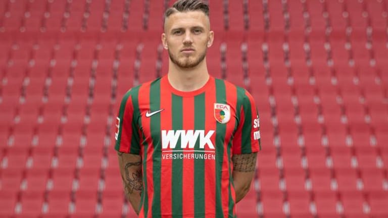 Der FC Augsburg befürchtet einen Ausfall von Jeffrey Gouweleeuw.
