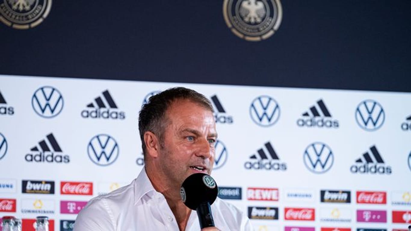 Bundestrainer Hansi Flick setzt in der Nationalmannschaft auch auf die Ü-30-Fraktion.