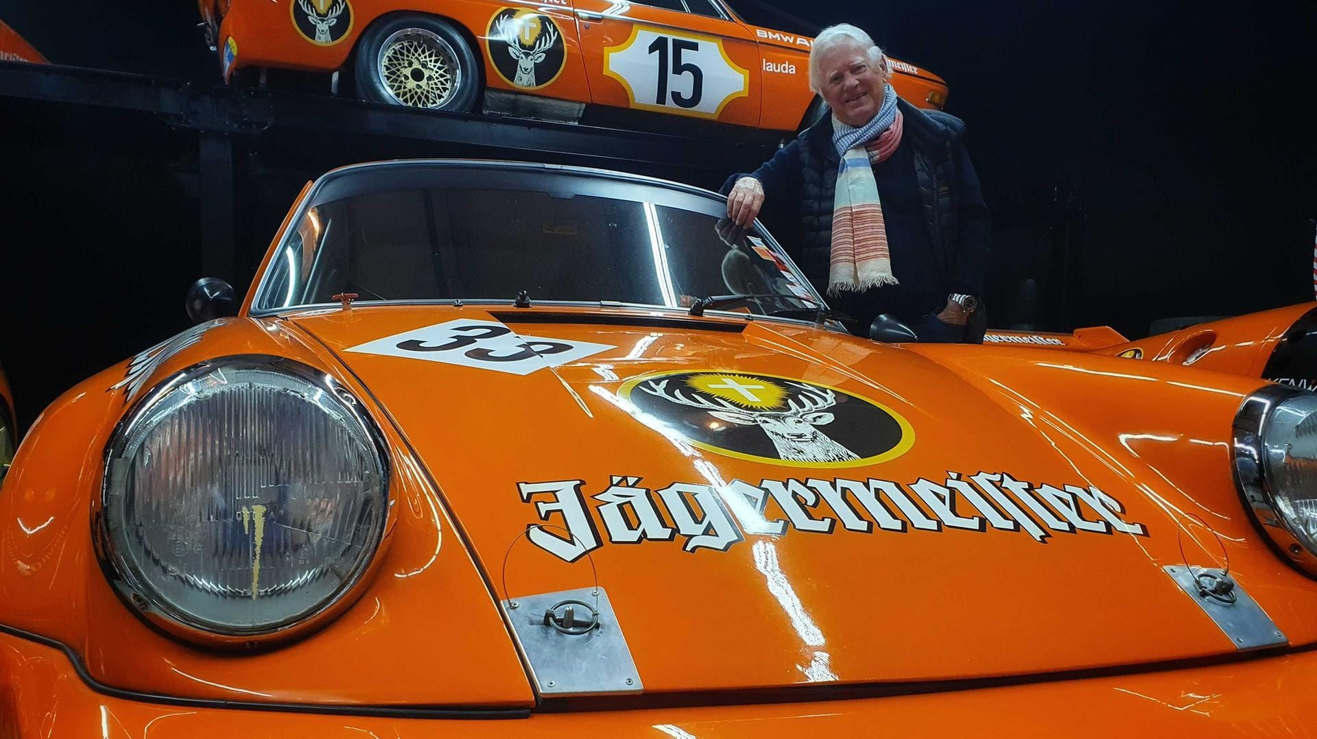 Das Jägermeister-Erbe: Eckhard Schimpf sammelt alte Jägermeister-Rennwagen. Mittlerweile sind einige Autos ein sattes Vermögen wert.