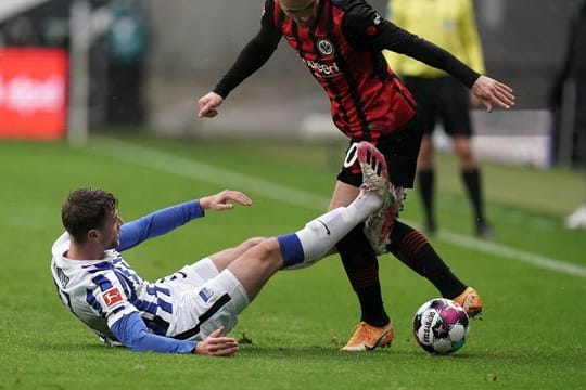 Kehrt in die Bundesliga zurück: Jetro Willems (r).