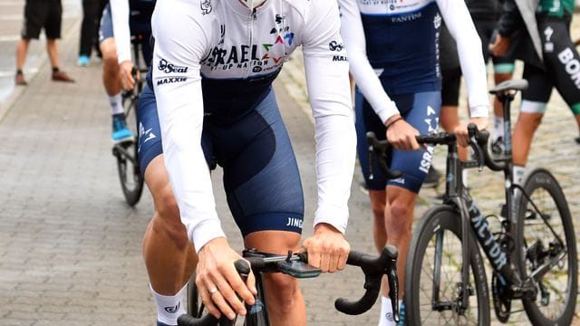 Starten gemeinsam für das Team Israel Start-Up Nation bei der Deutschland Tour: André Greipel und Chris Froome (hinten).