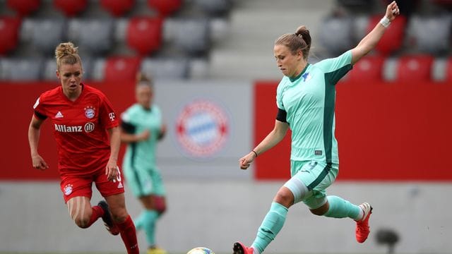 Katharina Naschenweng (r) erzielte Hoffenheims zwischenzeitlichen Ausgleich.