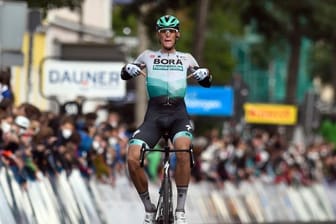 Nils Politt hat die dritte Etappe der Deutschland Tour gewonnen.