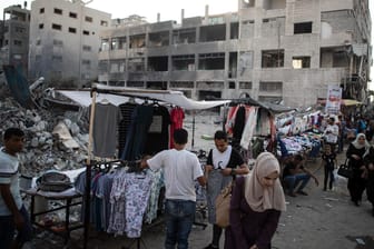 Straße im Gazastreifen: In dem Gebiet leben etwa zwei Millionen Menschen unter sehr schlechten Bedingungen.