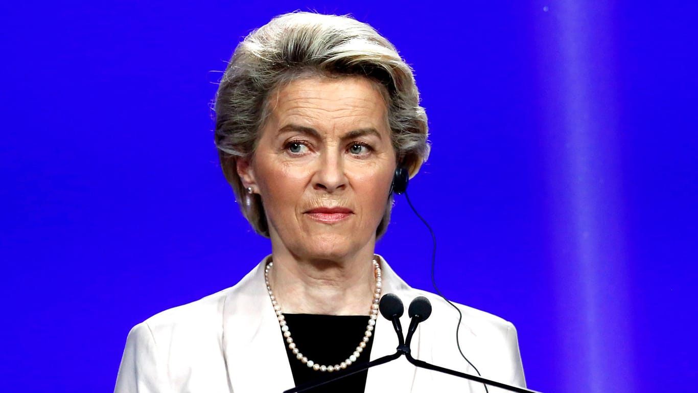 Ursula von der Leyen: Der Druck auf die Präsidentin der Europäischen Kommission steigt.