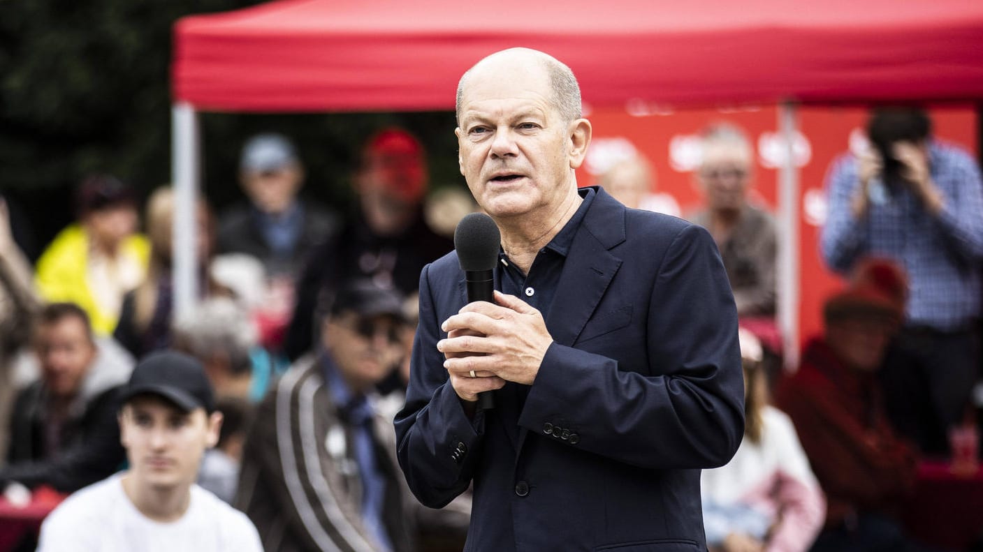 Olaf Scholz beim Wahlkampf in Schwedt: Zurzeit punktet der SPD-Kanzlerkandidat durch Ruhe und Zurückhaltung. Olaf Scholz beim Wahlkampf in Schwedt: Zurzeit punktet der SPD-Kanzlerkandidat durch Ruhe und Zurückhaltung.