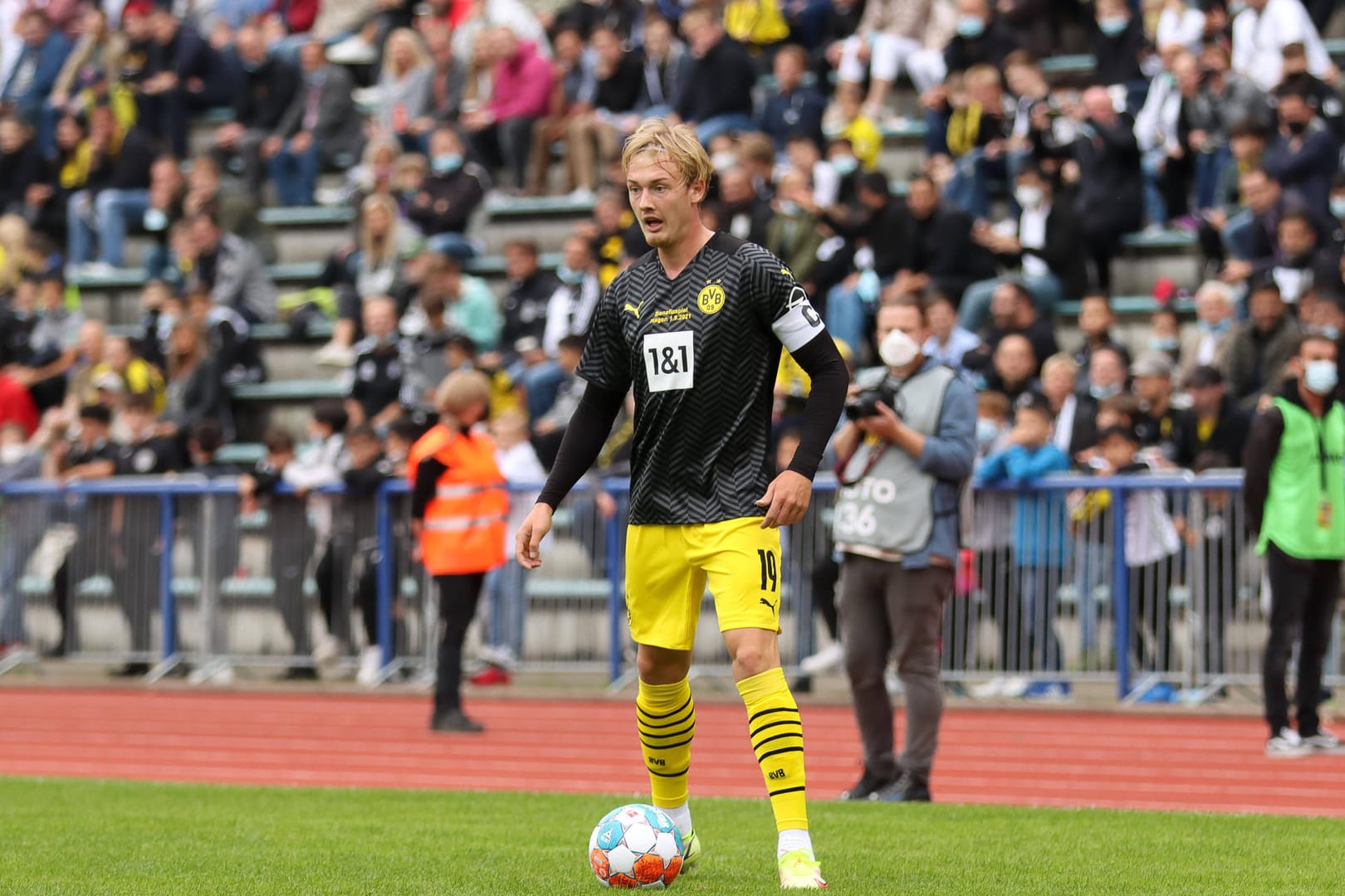 BVB-Kapitän Julian Brandt: Beim Benefizspiel gegen die SpVg Hagen 1911/SV Hohenlimburg 1910 gewann sein Team mit 12:0.